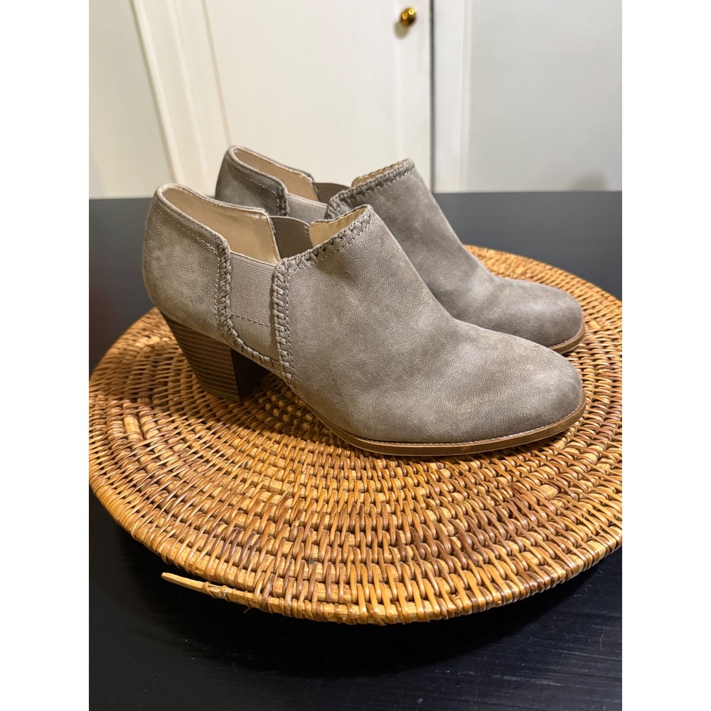 LifeStride Velocity Gray Faux Suede Stacked Block Heel Ankle Booties Shooties
